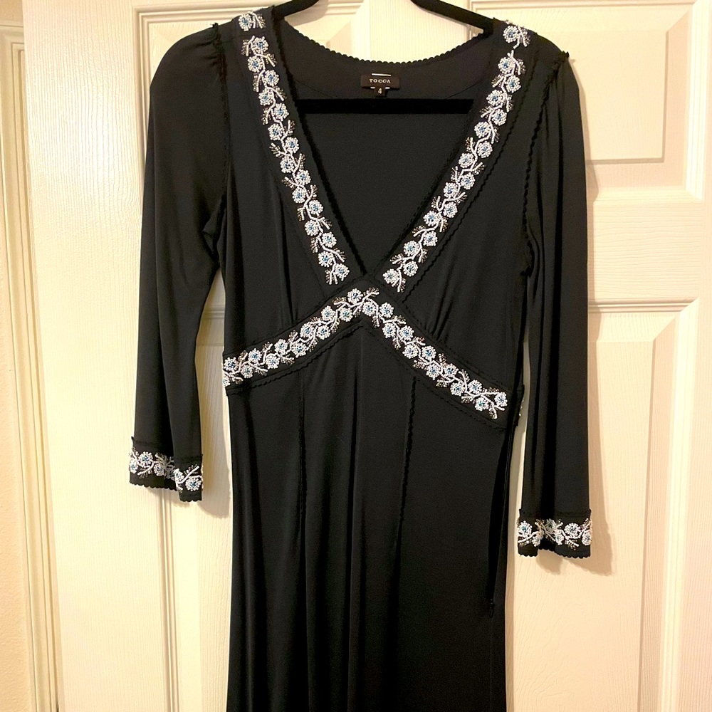 Tocca women’s midi dress.